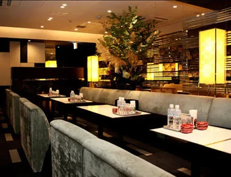 CLUB 桜花 (オウカ) - 1