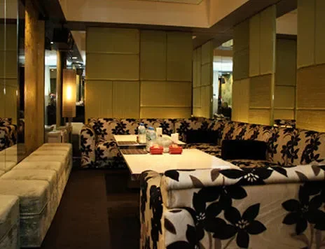 CLUB 桜花 (オウカ) - 2